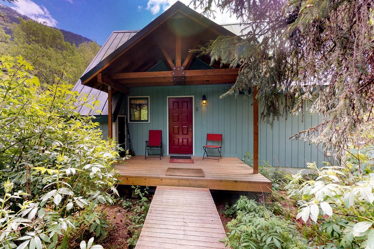 Snowbird Chalet #5 Girdwood Exterior photo